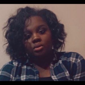 Meet your Posher, Jacqueline